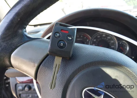 2008 Subaru Legacy 2.5I Limited z USA, uszkodzony, nr VIN 4S3BL626987213939